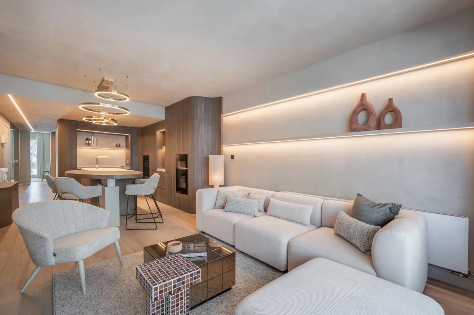 Luxueus gerenoveerd appartement met zijdelings zeezicht in Knokke