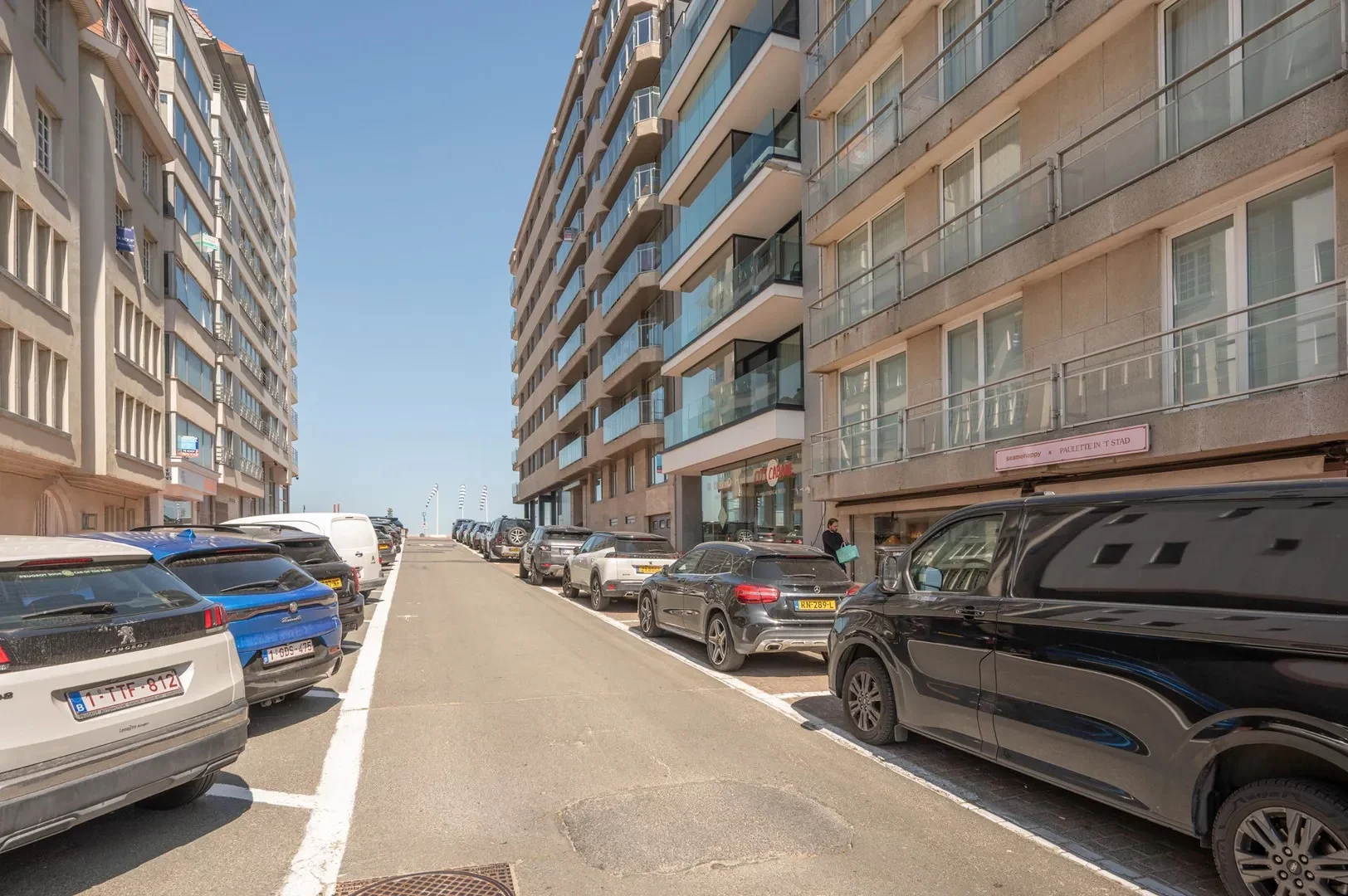 Luxueus gerenoveerd appartement met zijdelings zeezicht in Knokke