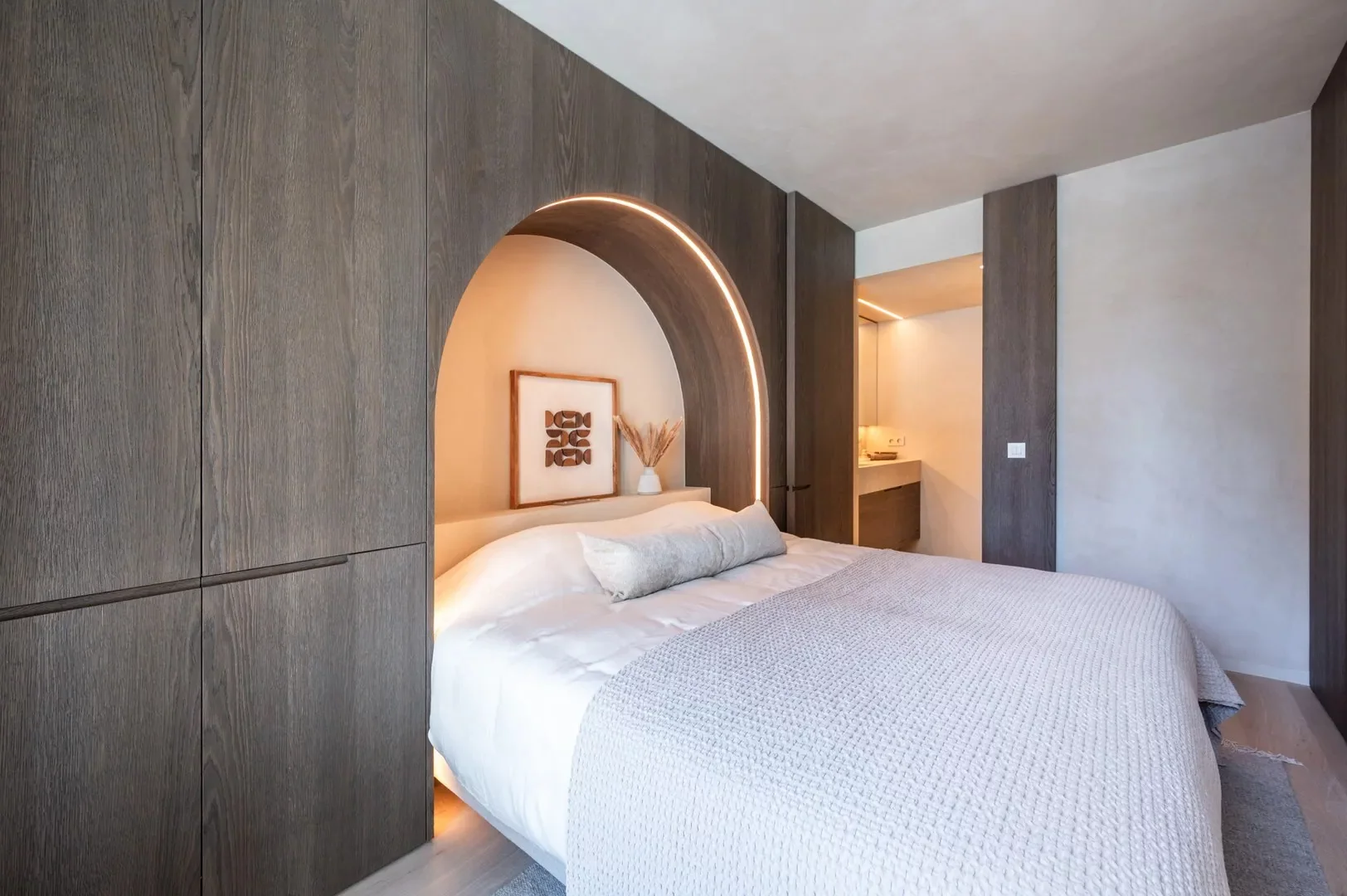 Luxueus gerenoveerd appartement met zijdelings zeezicht in Knokke
