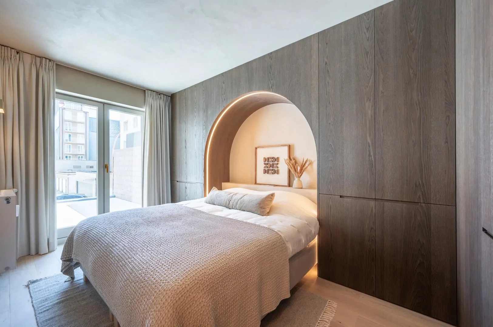 Luxueus gerenoveerd appartement met zijdelings zeezicht in Knokke