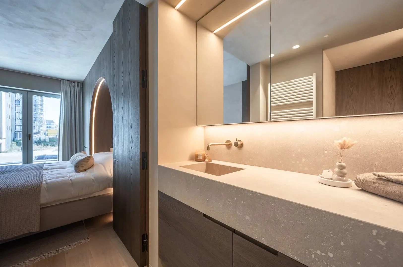 Luxueus gerenoveerd appartement met zijdelings zeezicht in Knokke