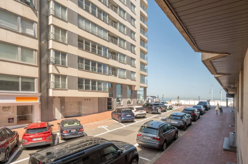 Luxueus gerenoveerd appartement met zijdelings zeezicht in Knokke