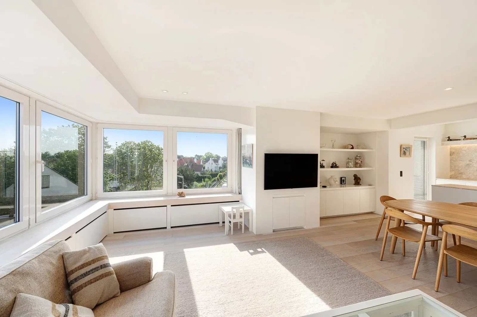 Stijlvol hoekappartement met open uitzicht nabij het Zoute.