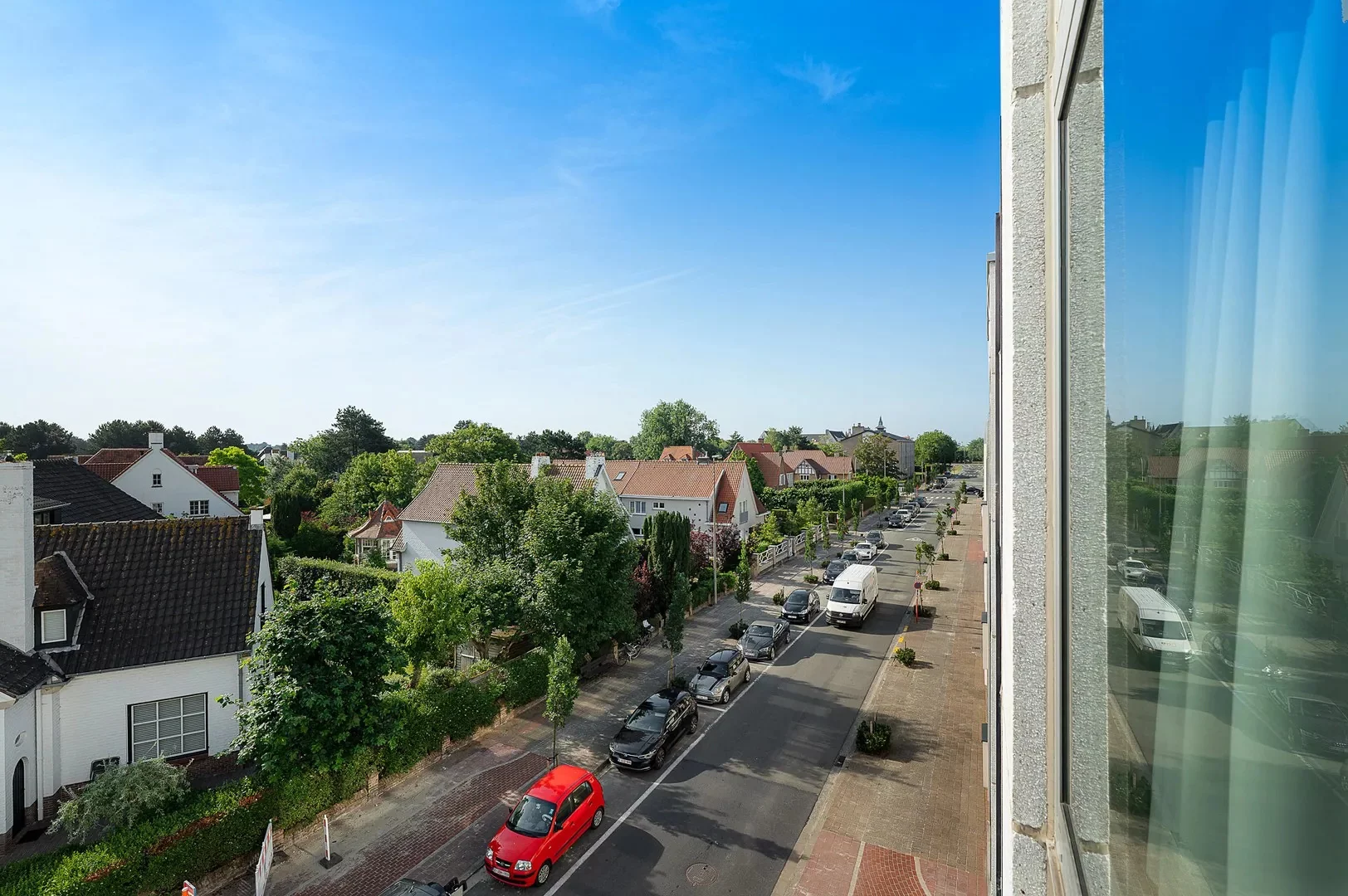 Stijlvol hoekappartement met open uitzicht nabij het Zoute.