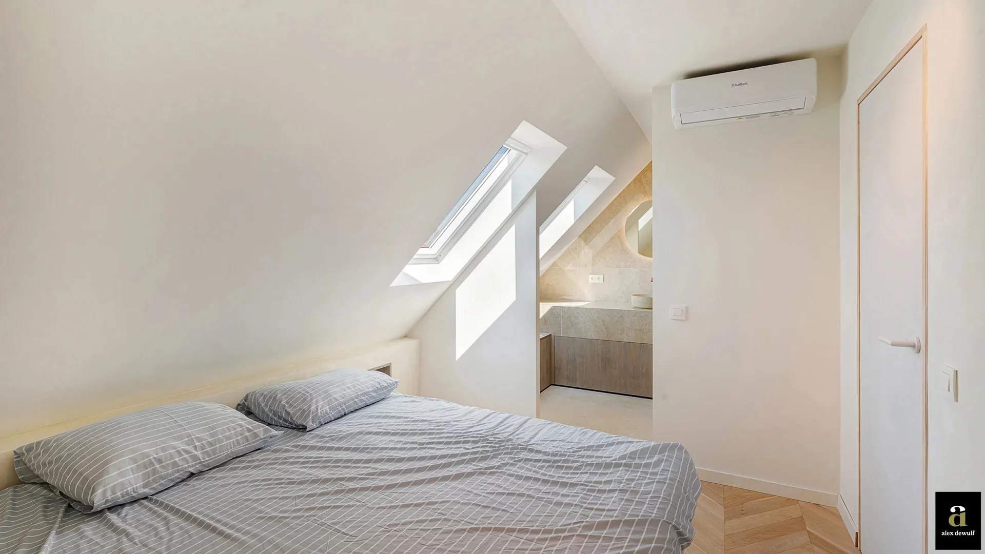 Prachtig gerenoveerd duplex hoekappartement nabij de Lippenslaan