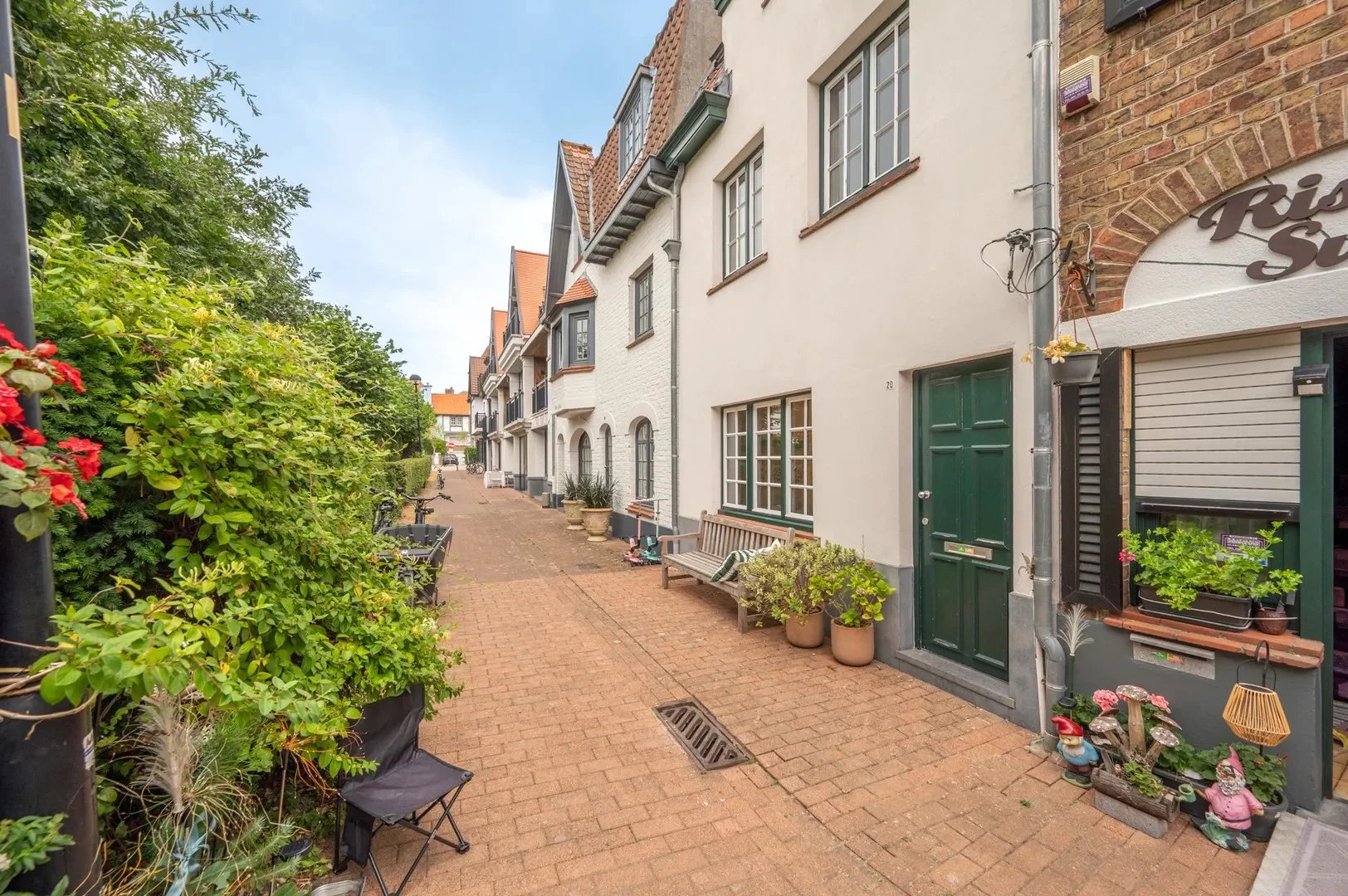 Charmante woning vlakbij Dominicanenkerkje in hartje Zoute.
