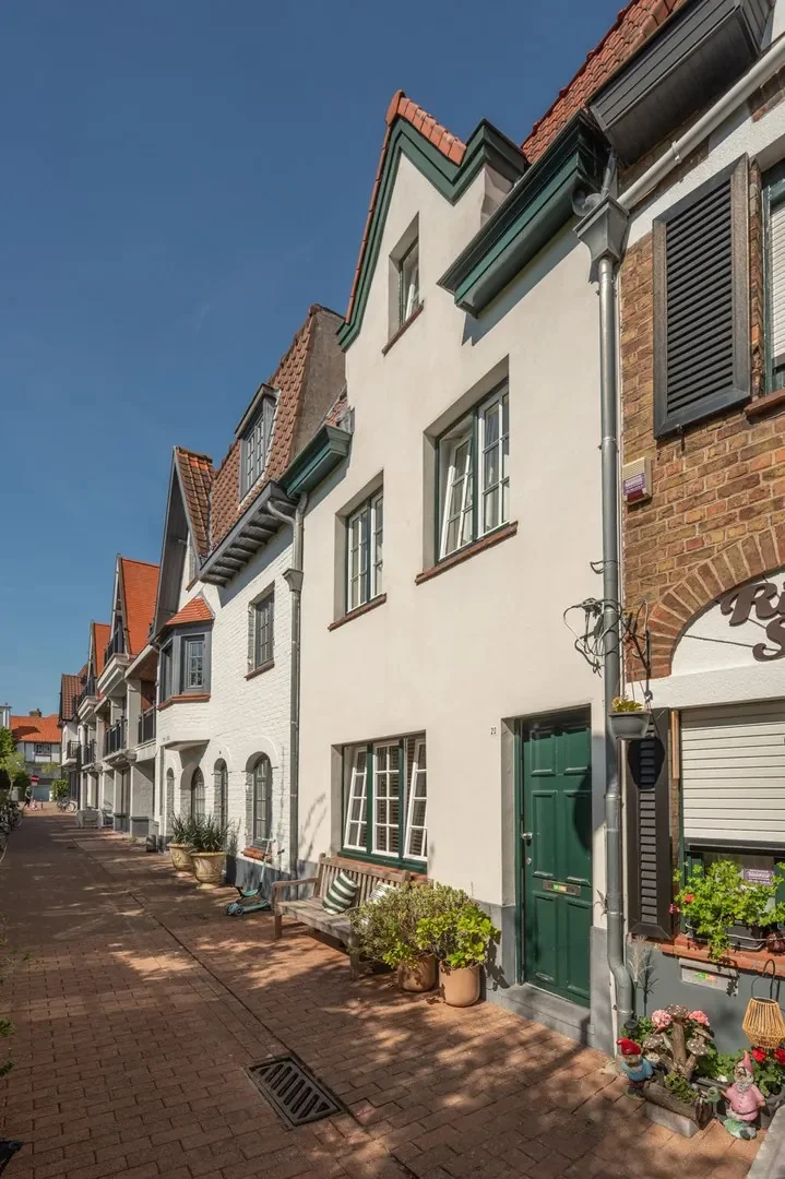 Charmante woning vlakbij Dominicanenkerkje in hartje Zoute.