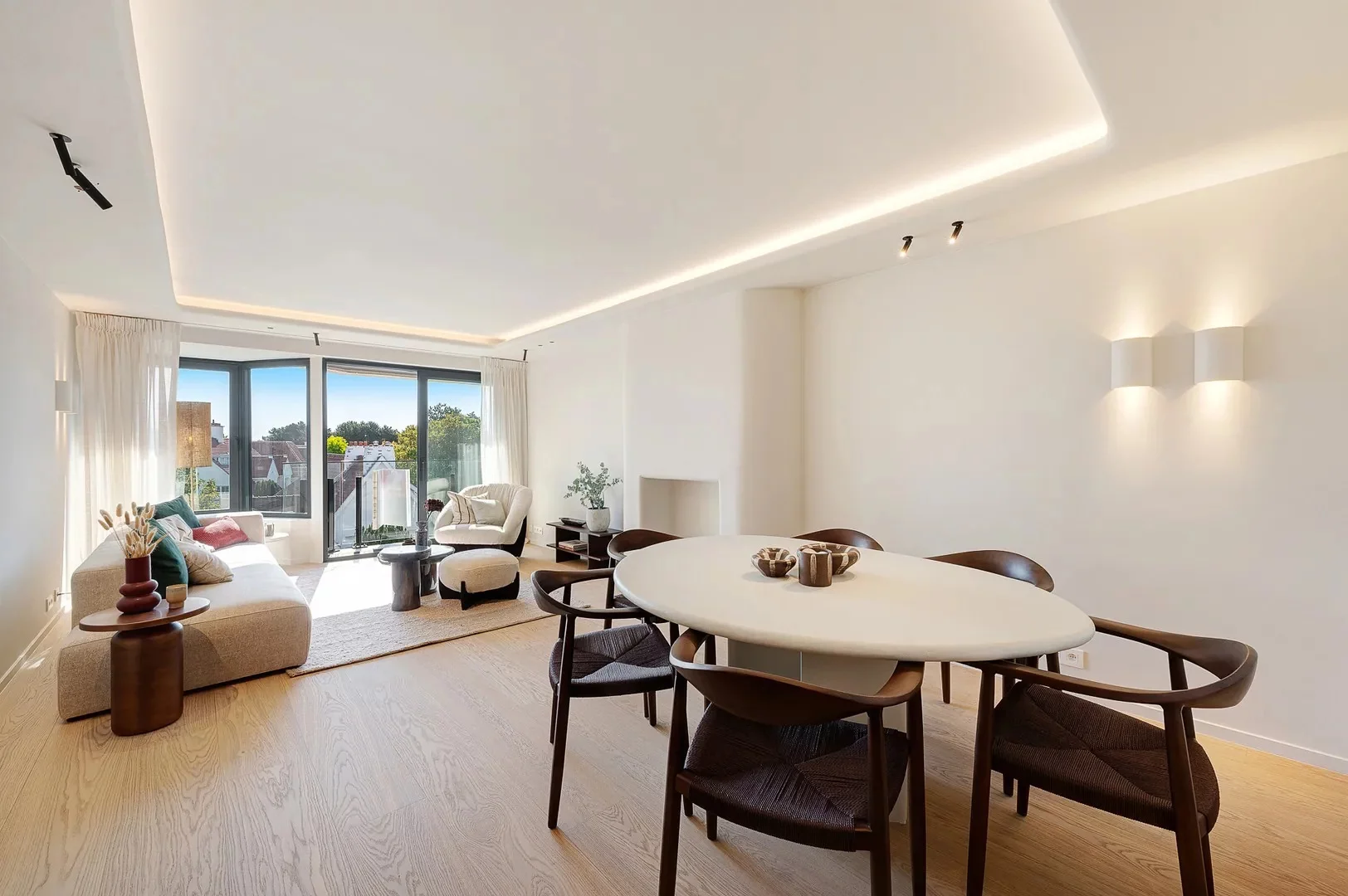 Mooi gerenoveerd appartement met open zicht over de villa's