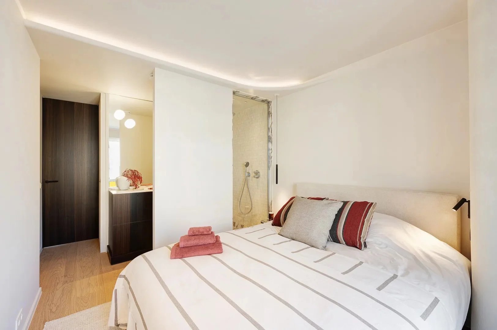 Mooi gerenoveerd appartement met open zicht over de villa's