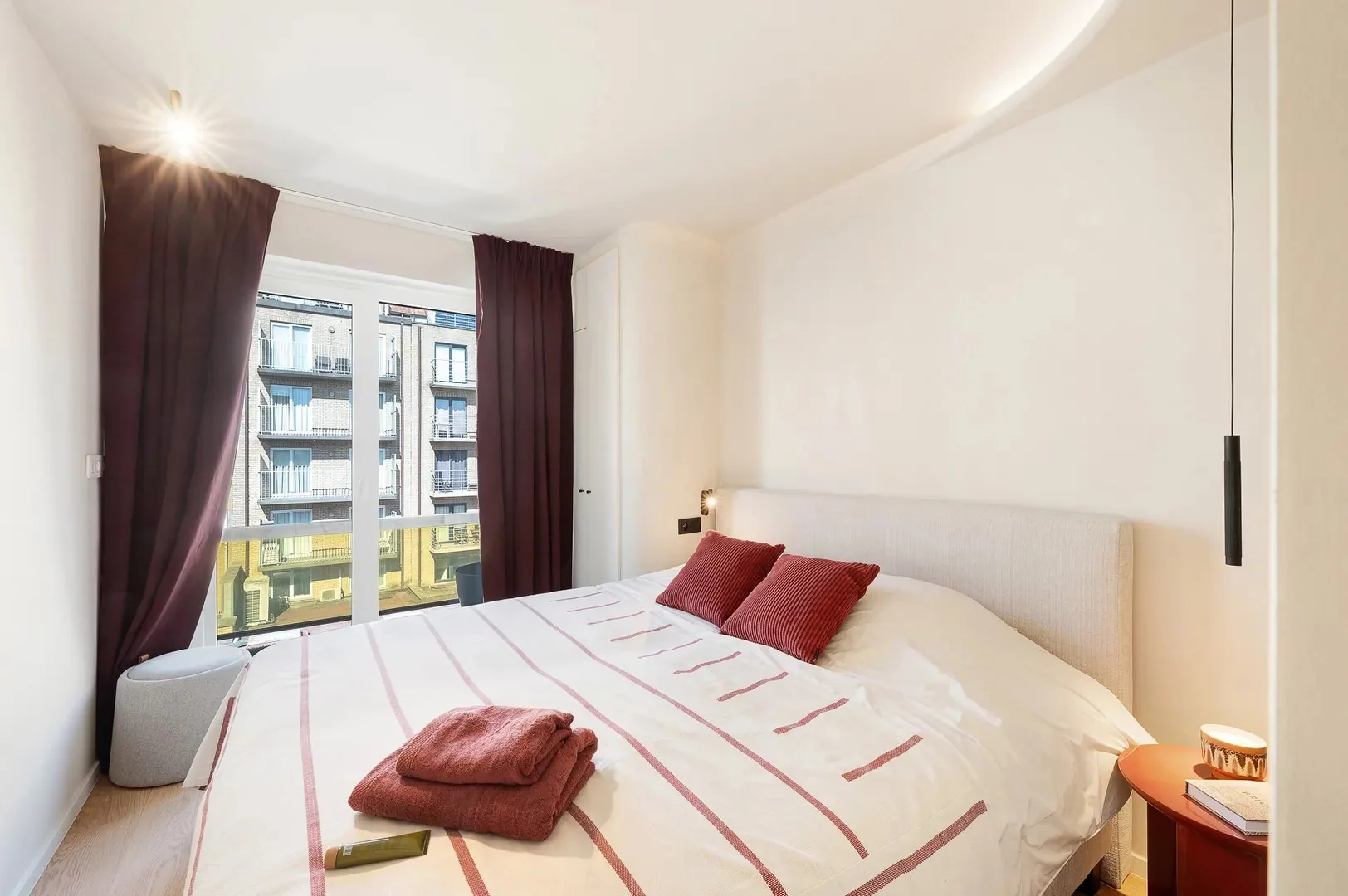 Mooi gerenoveerd appartement met open zicht over de villa's