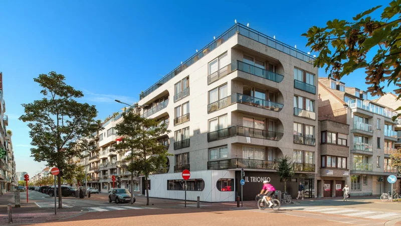 Gerenoveerd 2-slaapkamerappartement op topligging