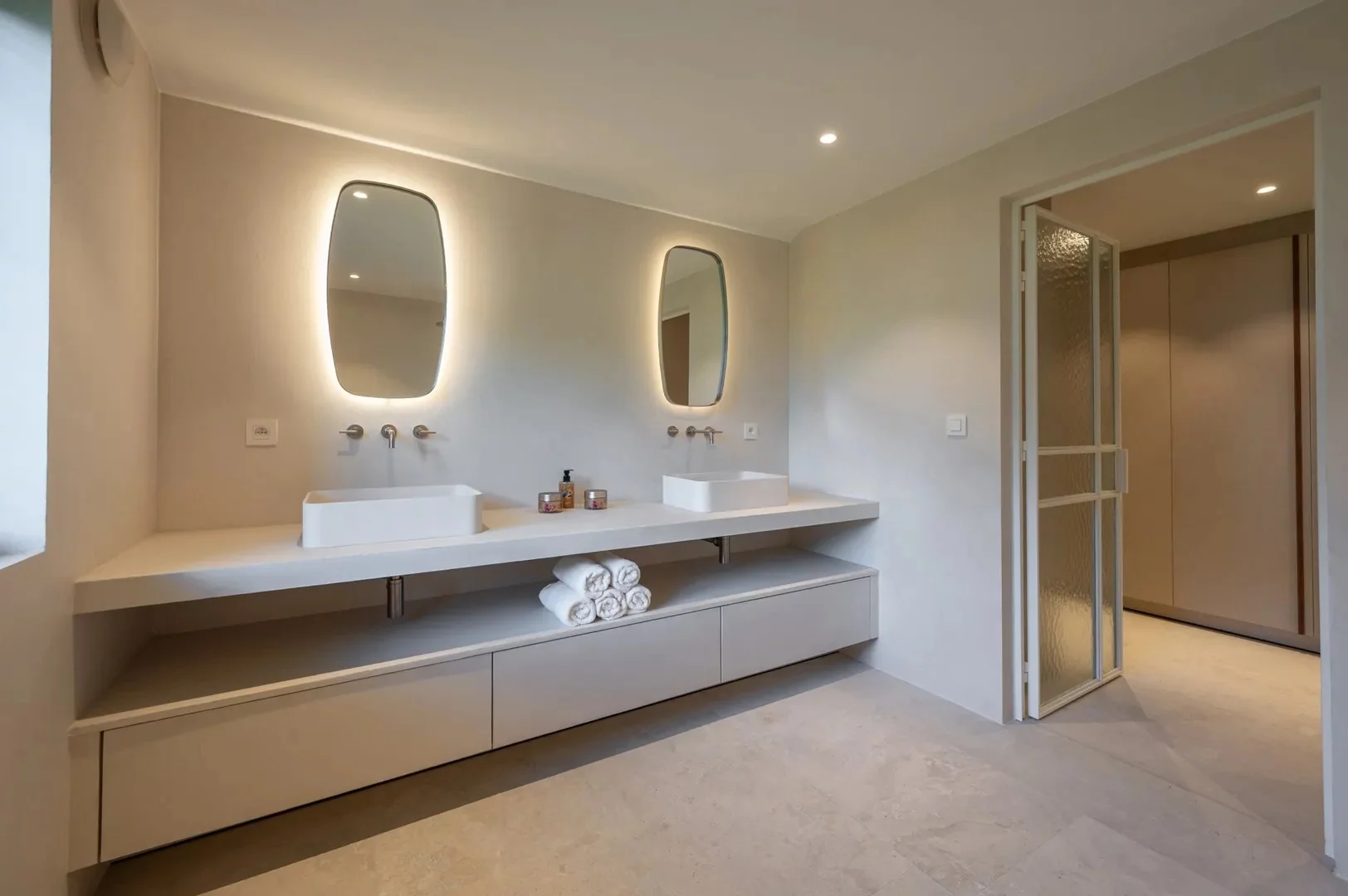 Gerenoveerde villa in zoute stijl bij Royal Zoute golf club