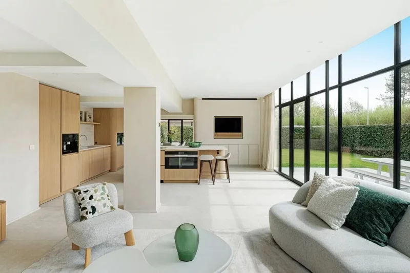 Gerenoveerde villa in zoute stijl bij Royal Zoute golf club