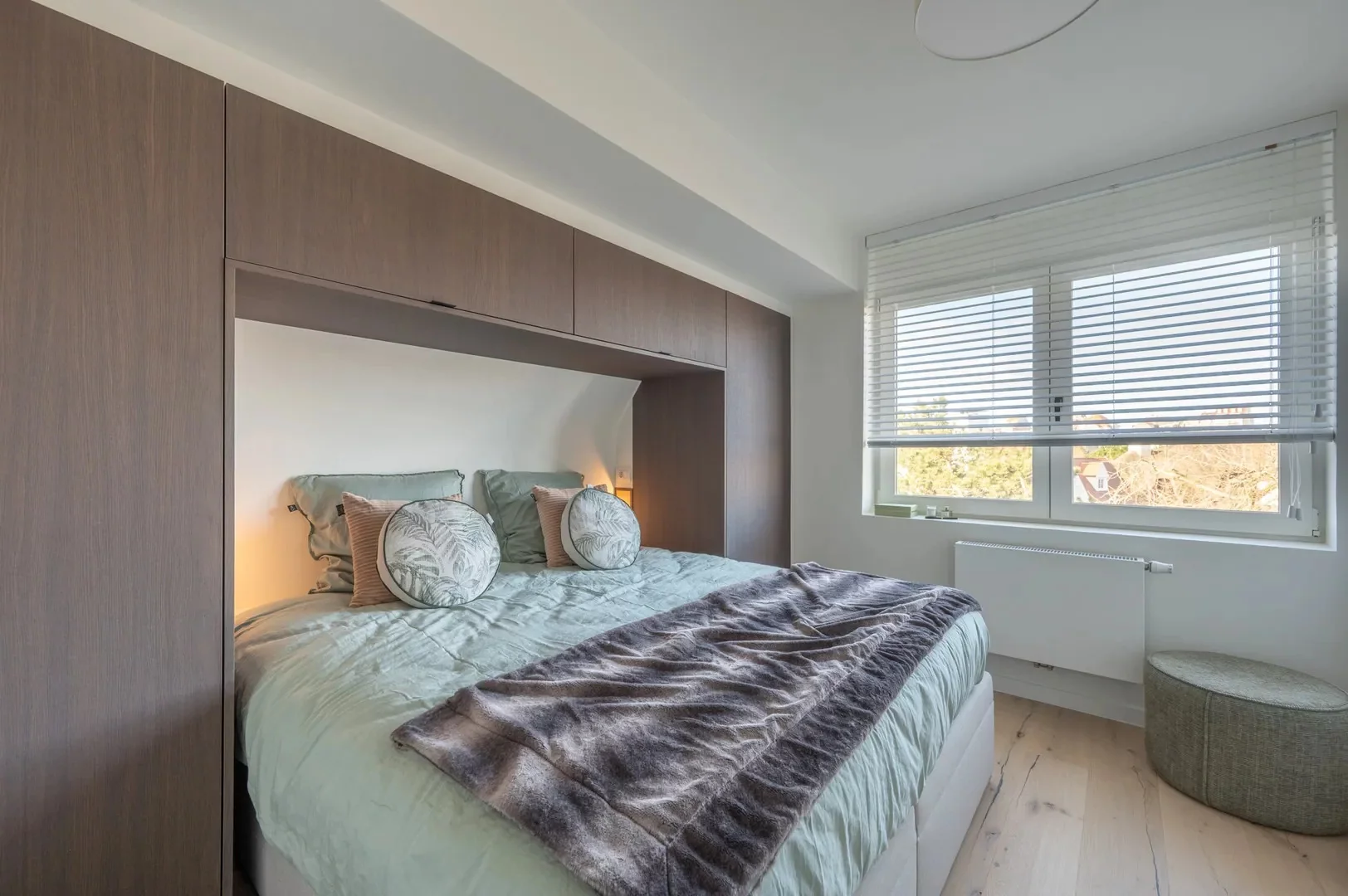 Stijlvol gerenoveerd appartement nabij het Dominicanenkerkje.