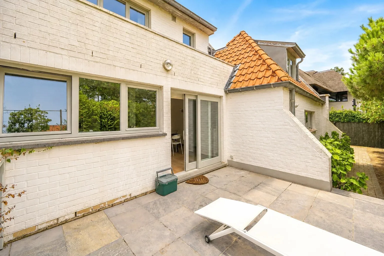 Uitzonderlijke koppelvilla op absolute topligging in hartje Zoute