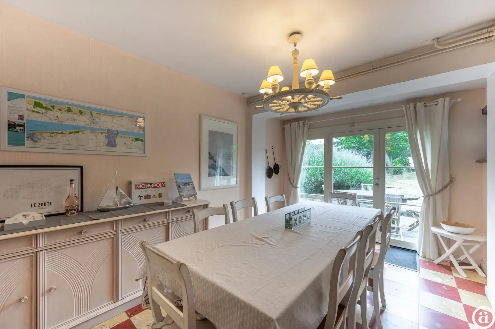 Charming villa, hidden in the Zoute by the sea