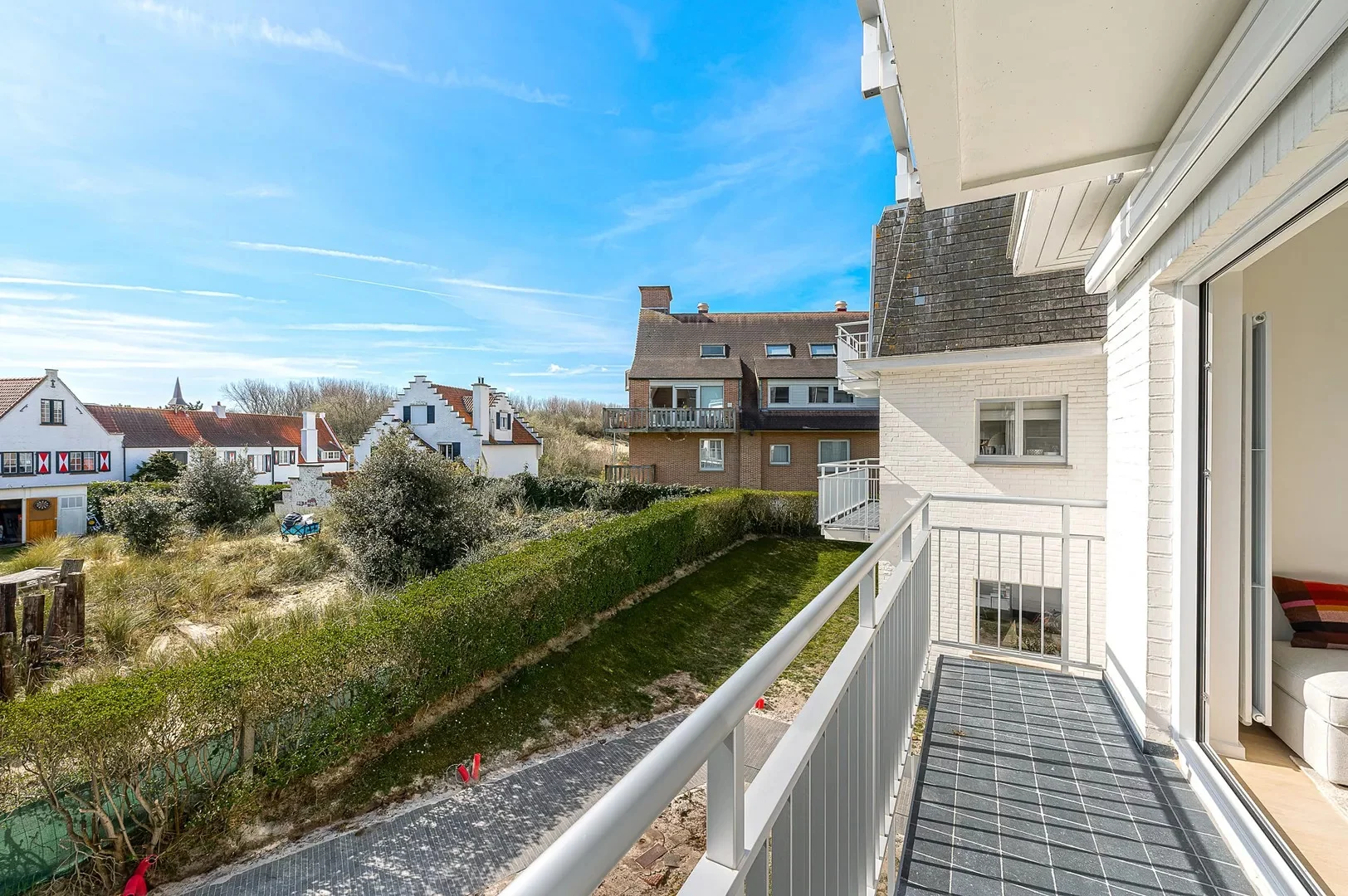 Appartement met open zicht, op wandelafstand van het strand