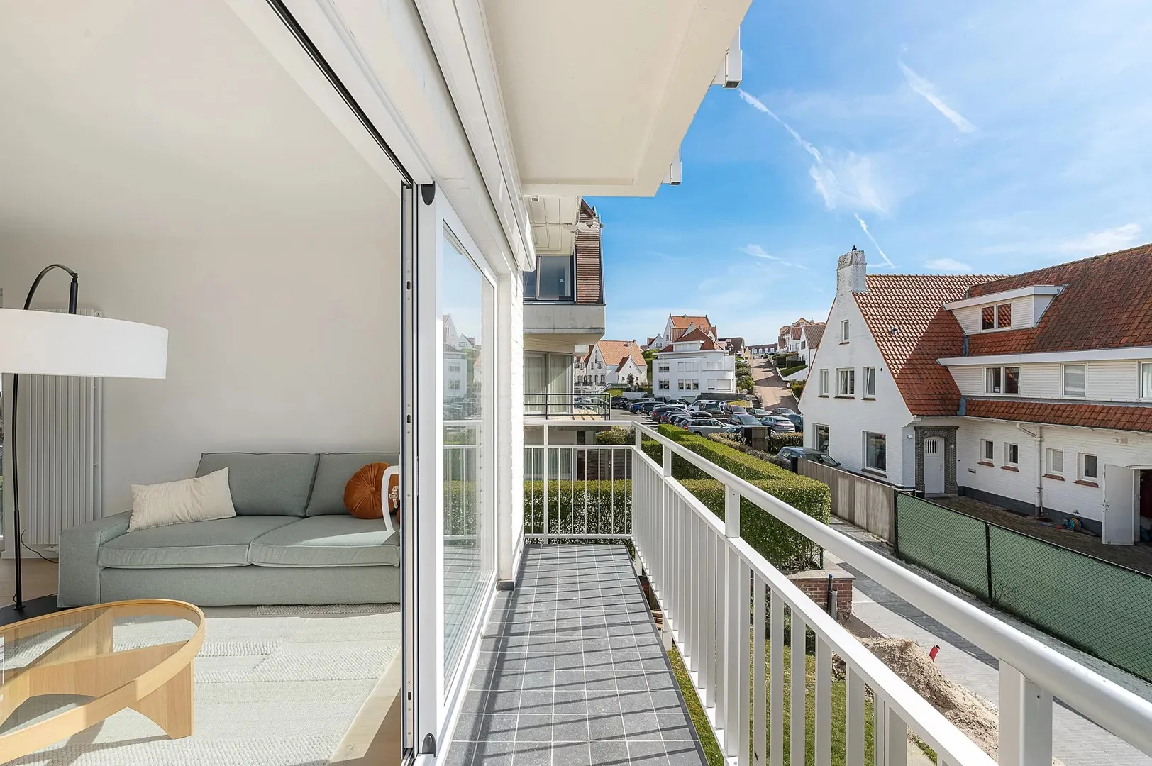 Appartement met open zicht, op wandelafstand van het strand