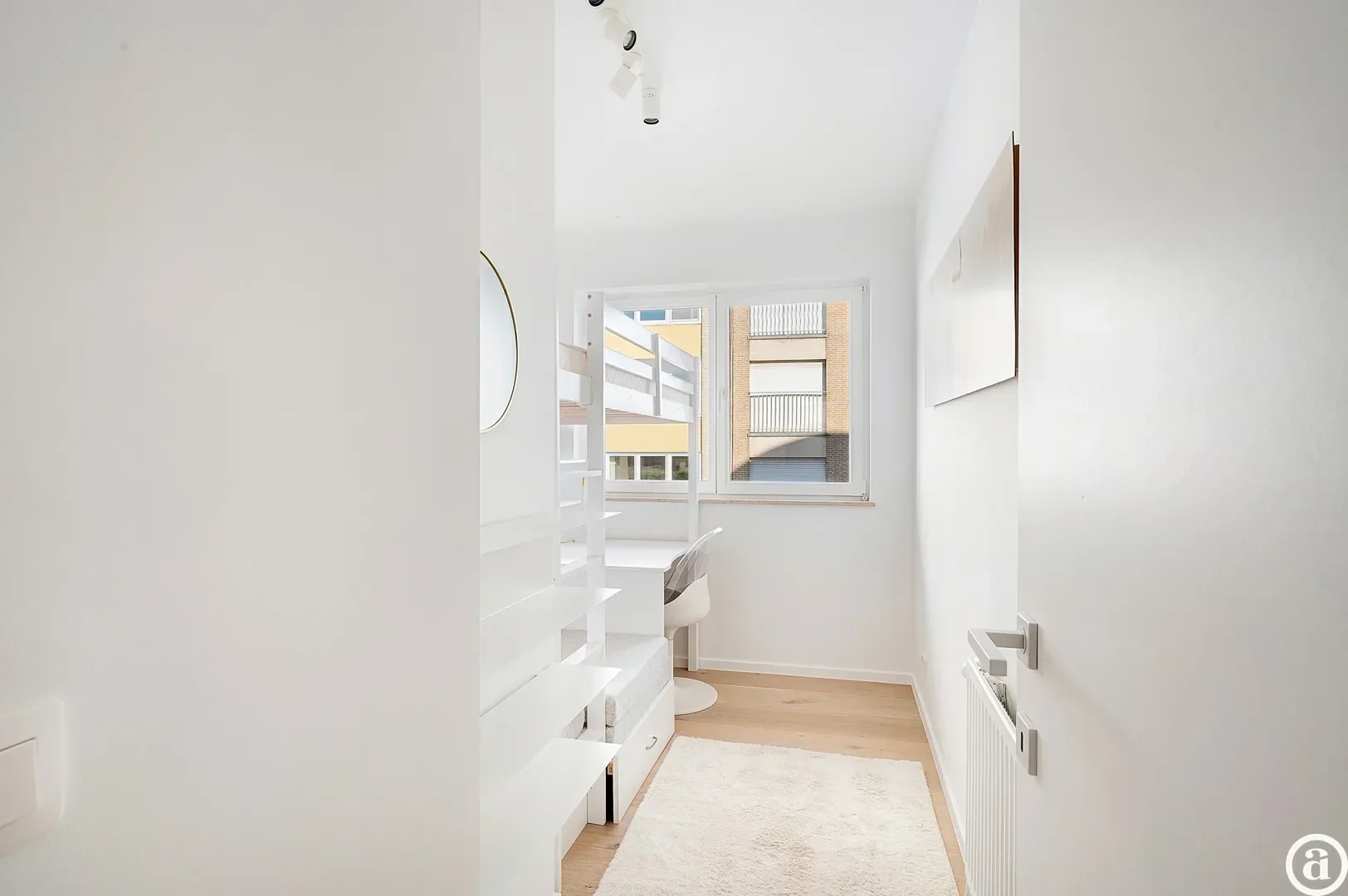 Renovated 3-bedroom apartment in quiet Duinbergen