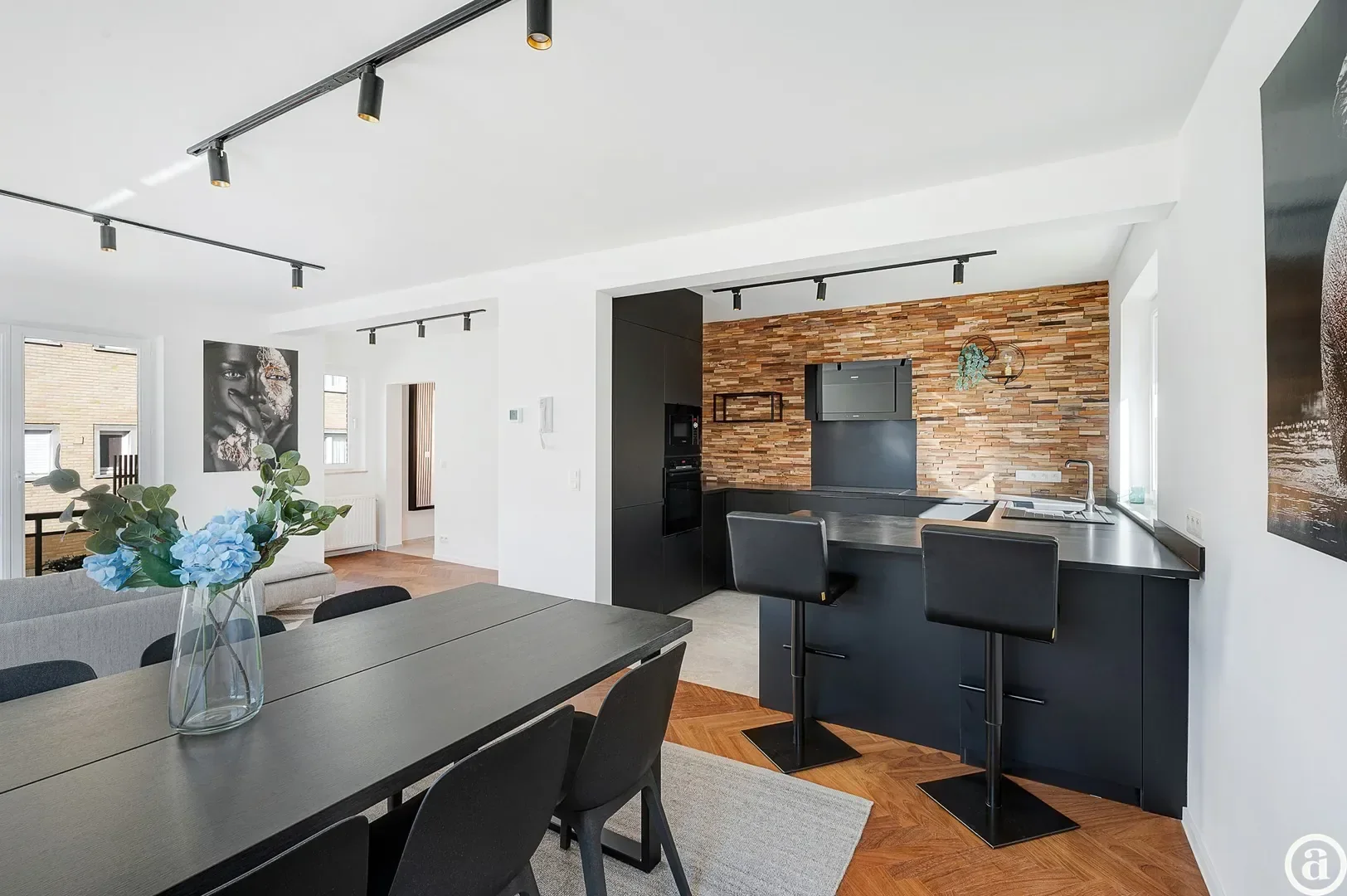 Renovated 3-bedroom apartment in quiet Duinbergen