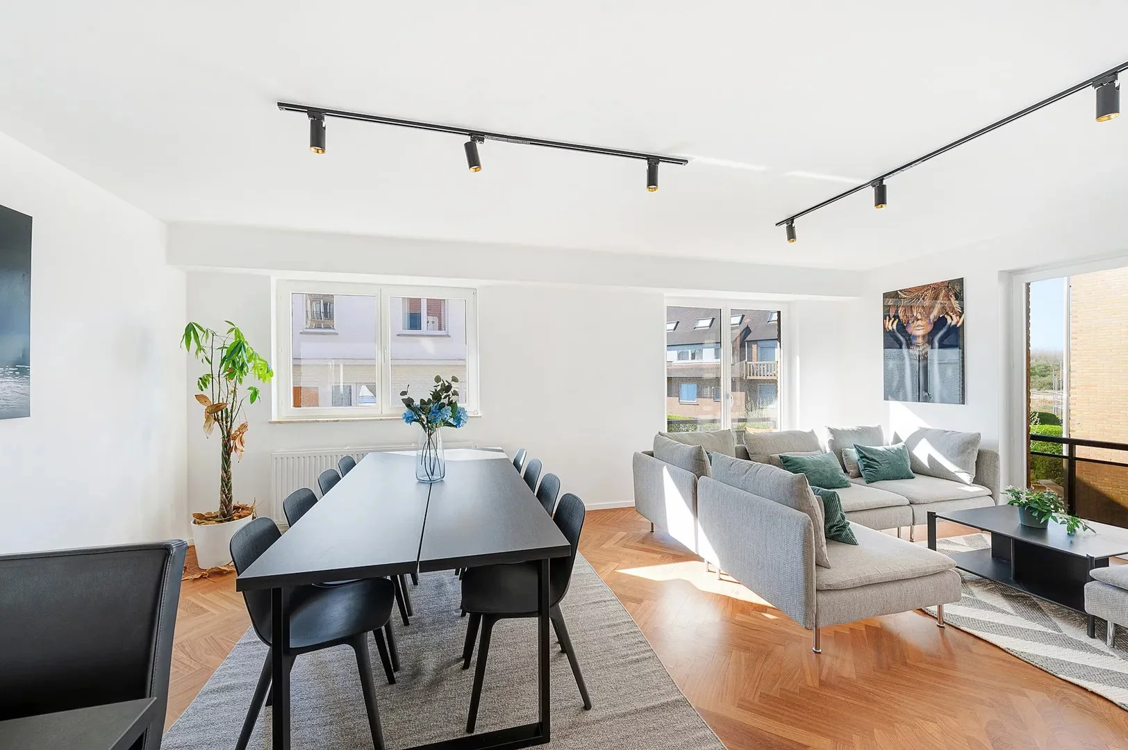 Gerenoveerd 3-slaapkamerappartement in Duinbergen