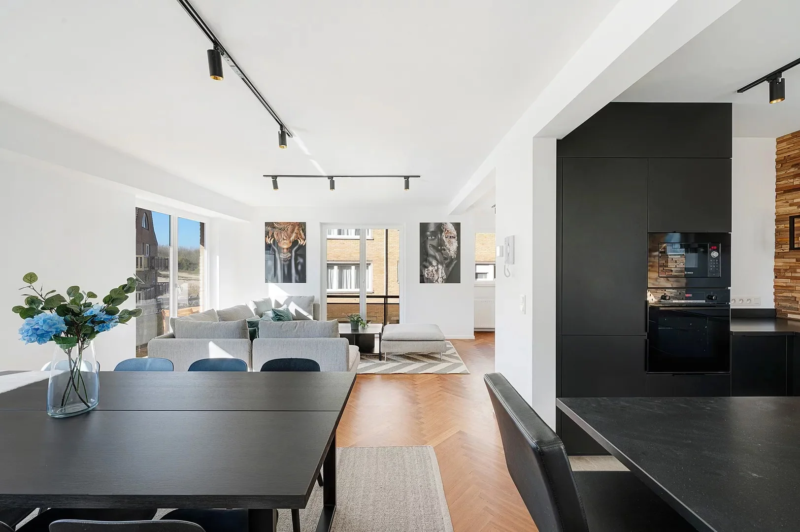 Gerenoveerd 3-slaapkamerappartement in Duinbergen