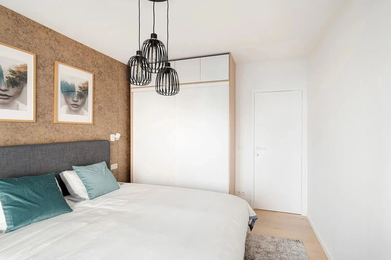 Gerenoveerd 3-slaapkamerappartement in Duinbergen