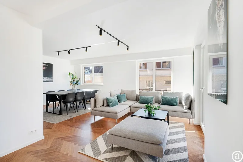 Renovated 3-bedroom apartment in quiet Duinbergen
