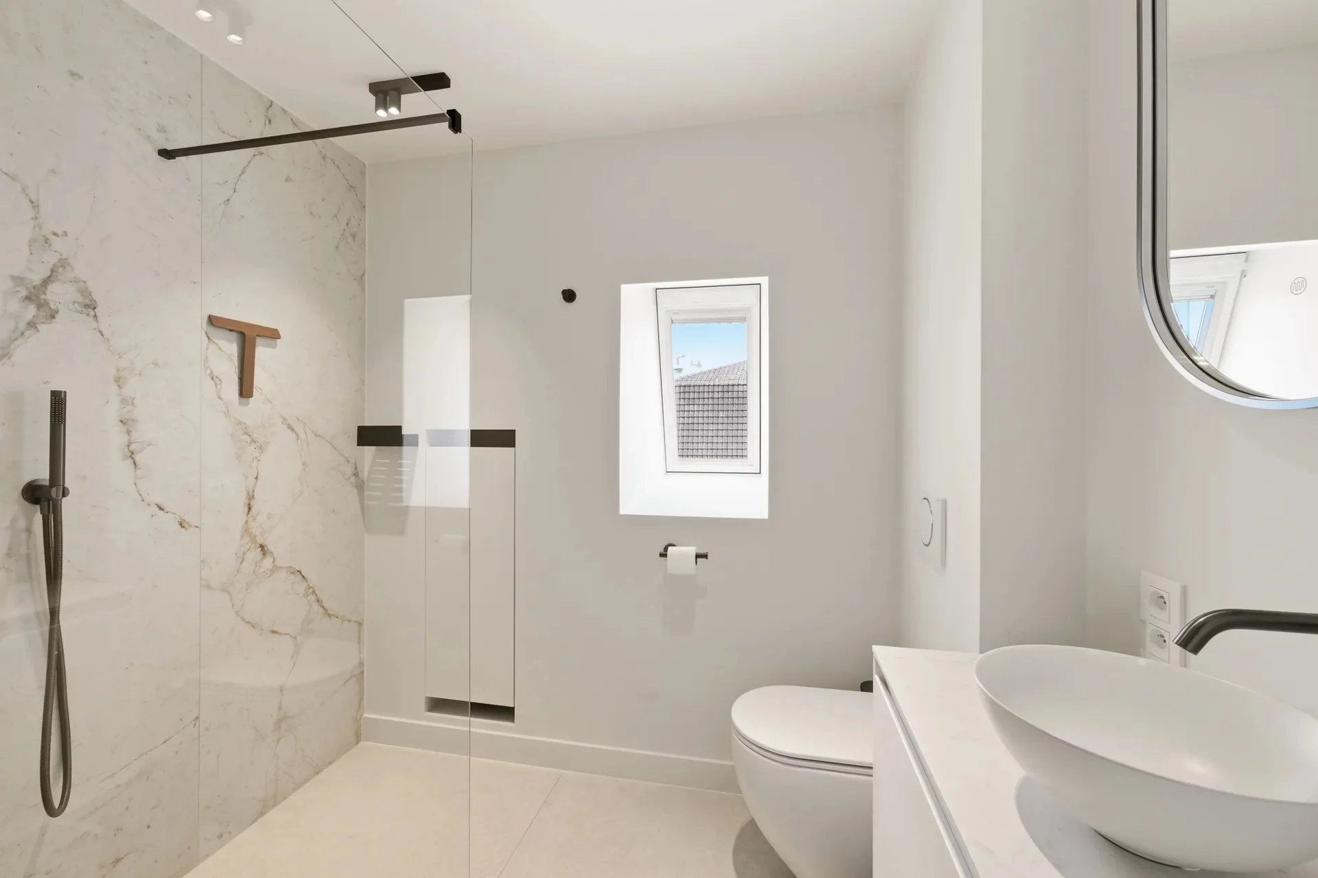 Mooi instapklaar duplex appartement in de Jozef Nellenslaan
