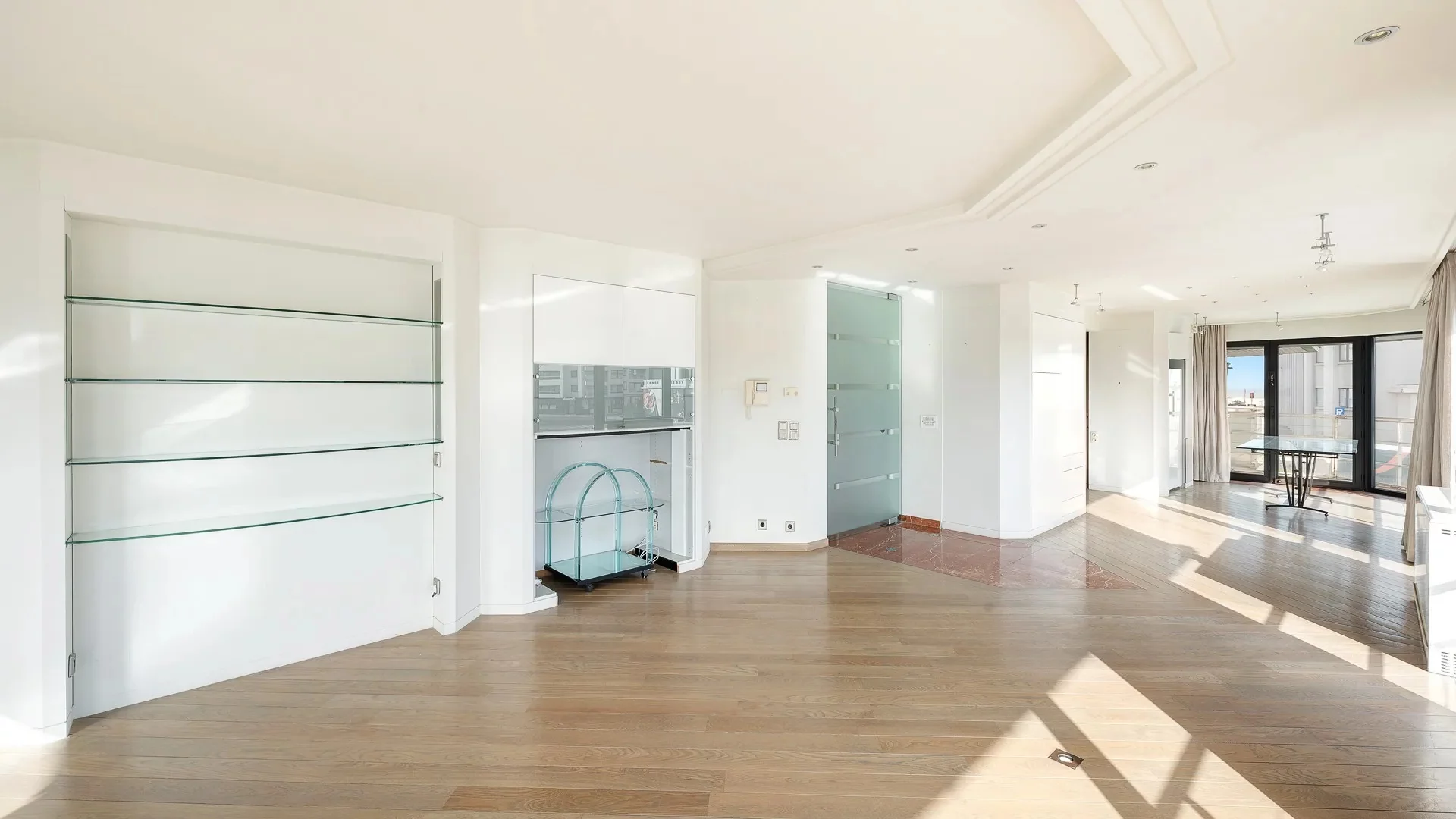 Ruim appartement met zij zeezicht nabij het Albertstrand