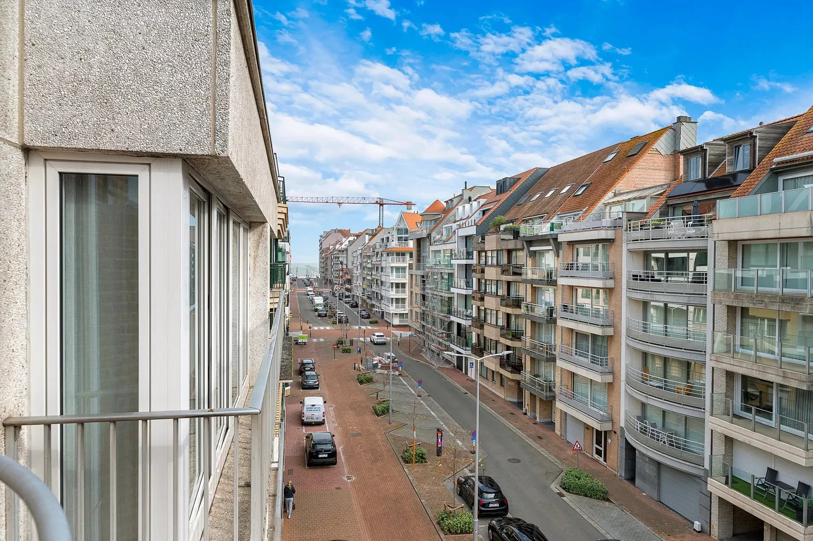 Luxueus gerenoveerd 3-slaapkamerappartement nabij de Zeedijk