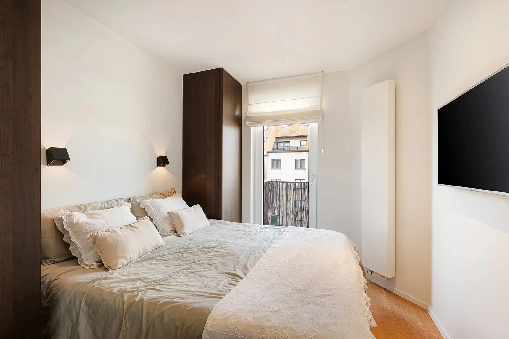 Luxueus gerenoveerd 3-slaapkamerappartement nabij de Zeedijk