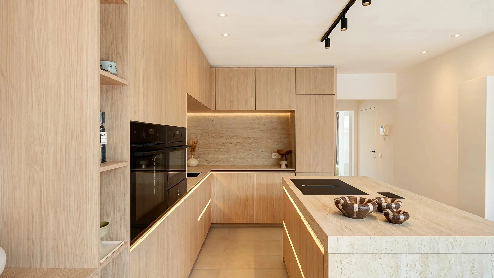 Ruime gerenoveerde duplex met 5 slaapkamers in Knokke
