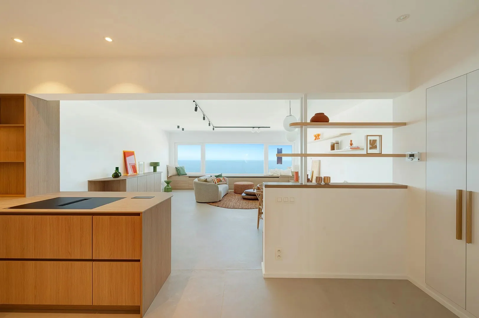 Appartement rénové avec vue mer frontale exceptionnelle