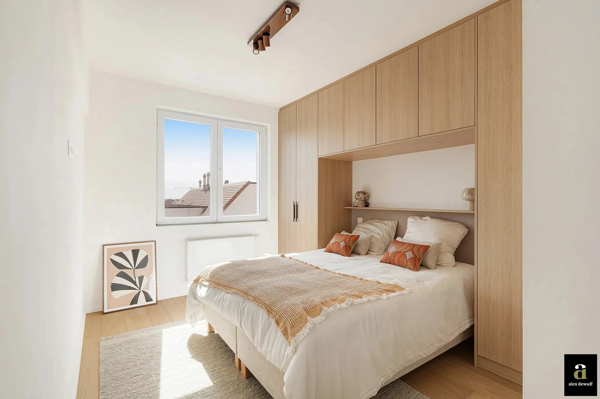 Prachtig gerenoveerd appartement met frontaal zeezicht, tussen het Lichttorenplein en het Albertple