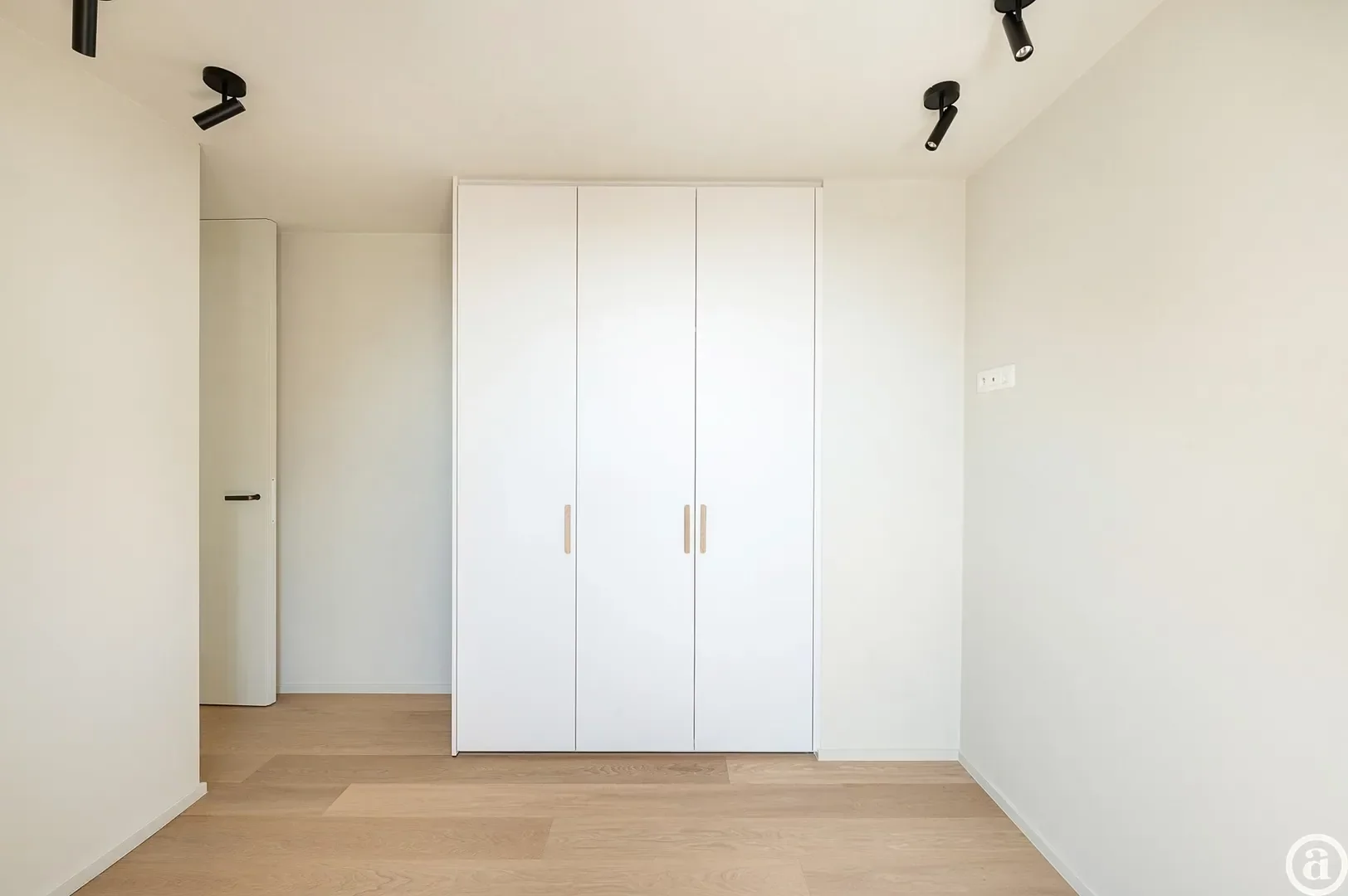 Nieuwbouw duplexappartement met prachtig zijdelings zeezicht