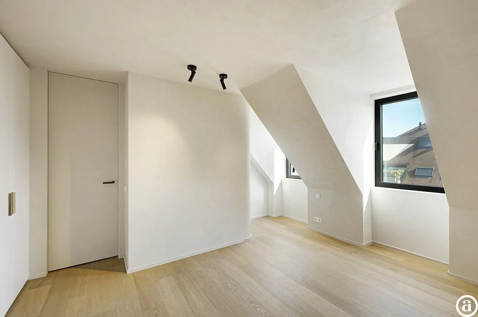 Nieuwbouw duplexappartement met prachtig zijdelings zeezicht