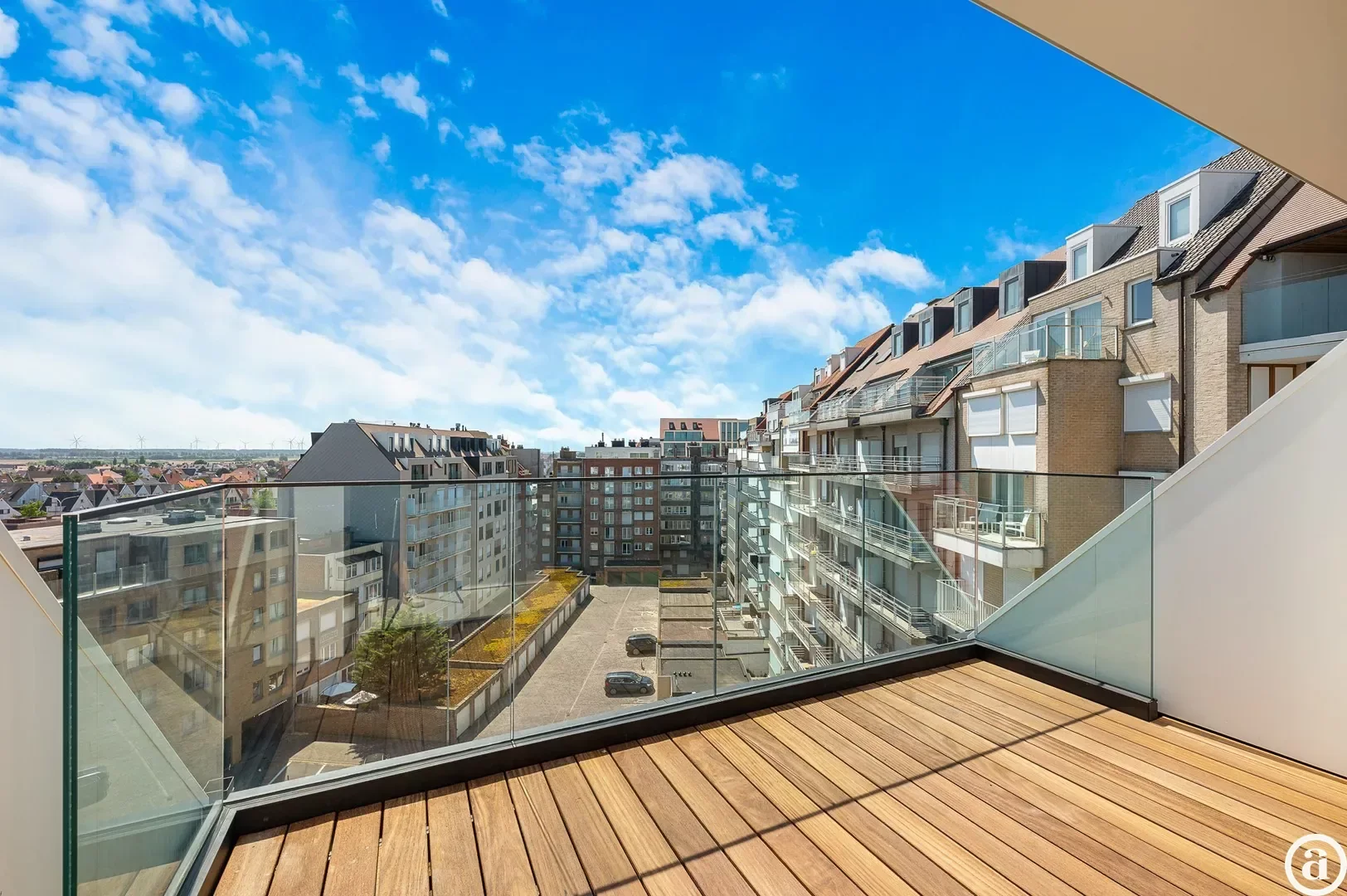 Nieuwbouw duplexappartement met prachtig zijdelings zeezicht