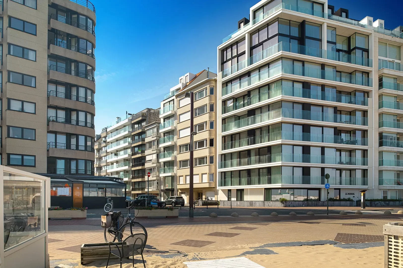 Nieuwbouw duplexappartement met prachtig zijdelings zeezicht