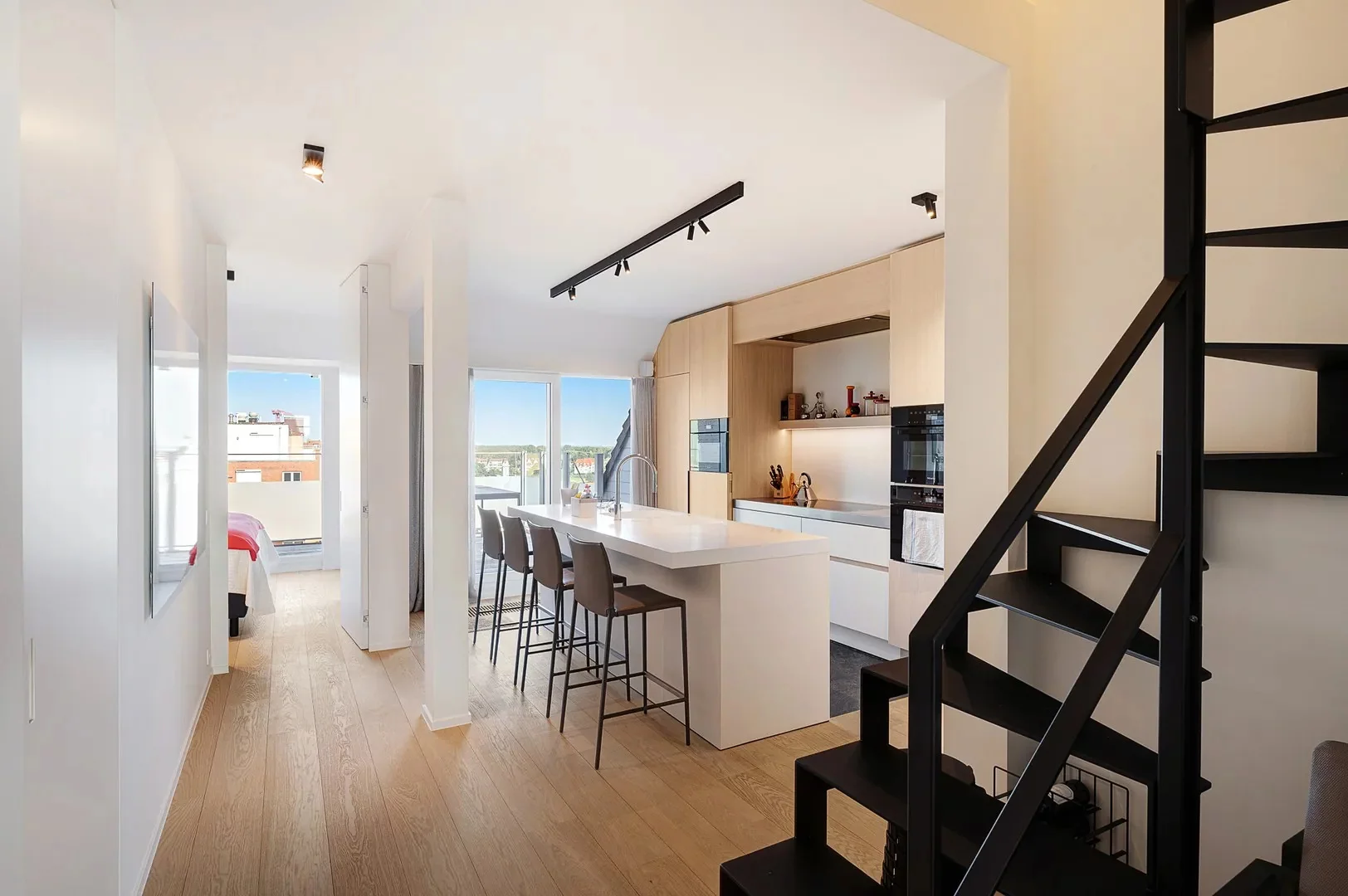 Mooie duplex-appartement met prachtige uitzichten te Zoute.