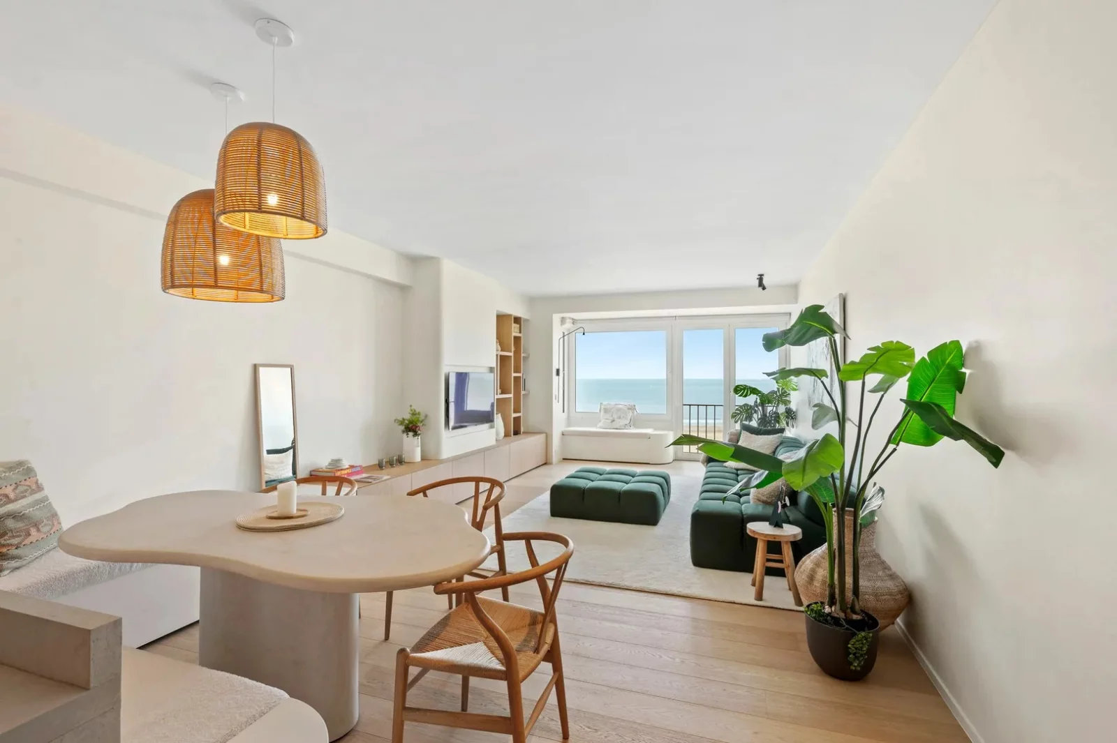 Instapklaar appartement op een topligging Zeedijk-Zoute
