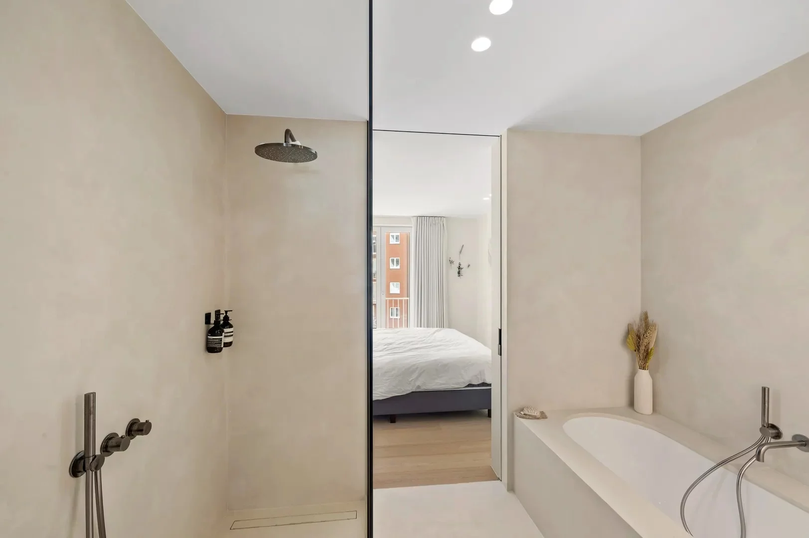 Instapklaar appartement op een topligging Zeedijk-Zoute