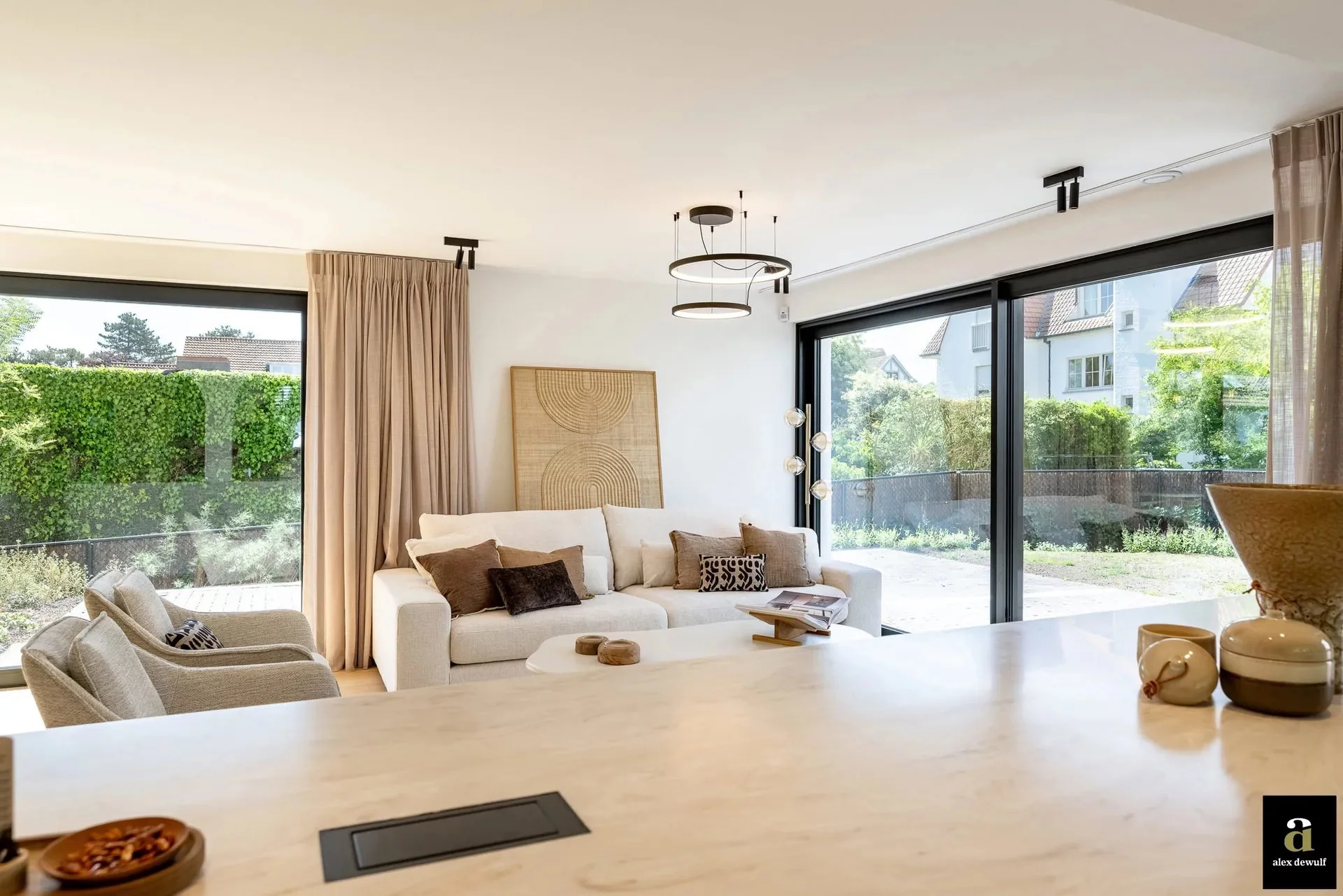 Ruime, gerenoveerde villa in het Tennispad te Zoute (5 slpk)