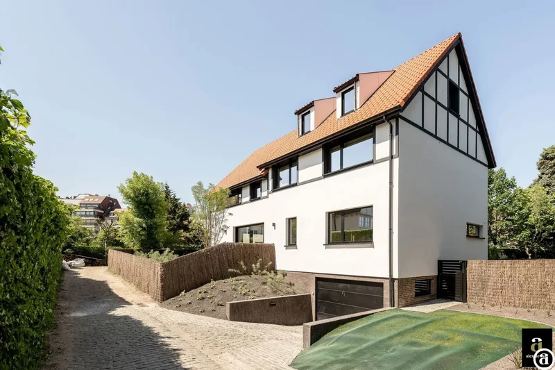 Spacious, newly renovated villa [Tennispad - Zoute].