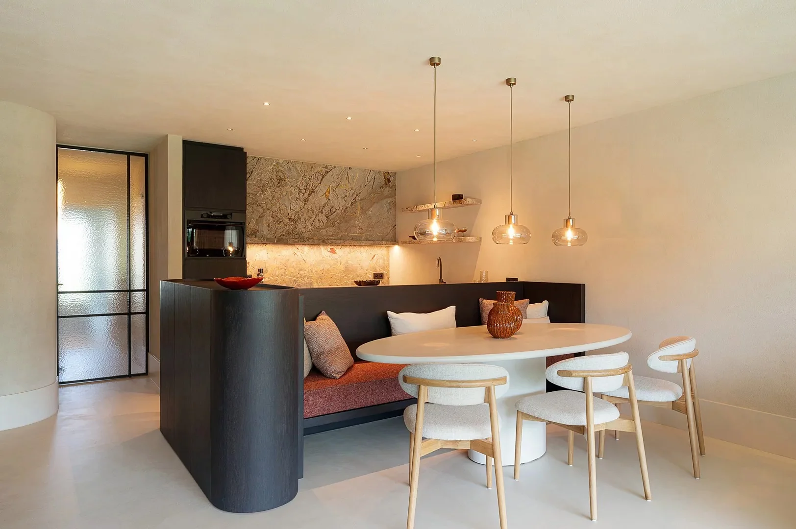 Gerenoveerd appartement in een villa residentie in het Zoute