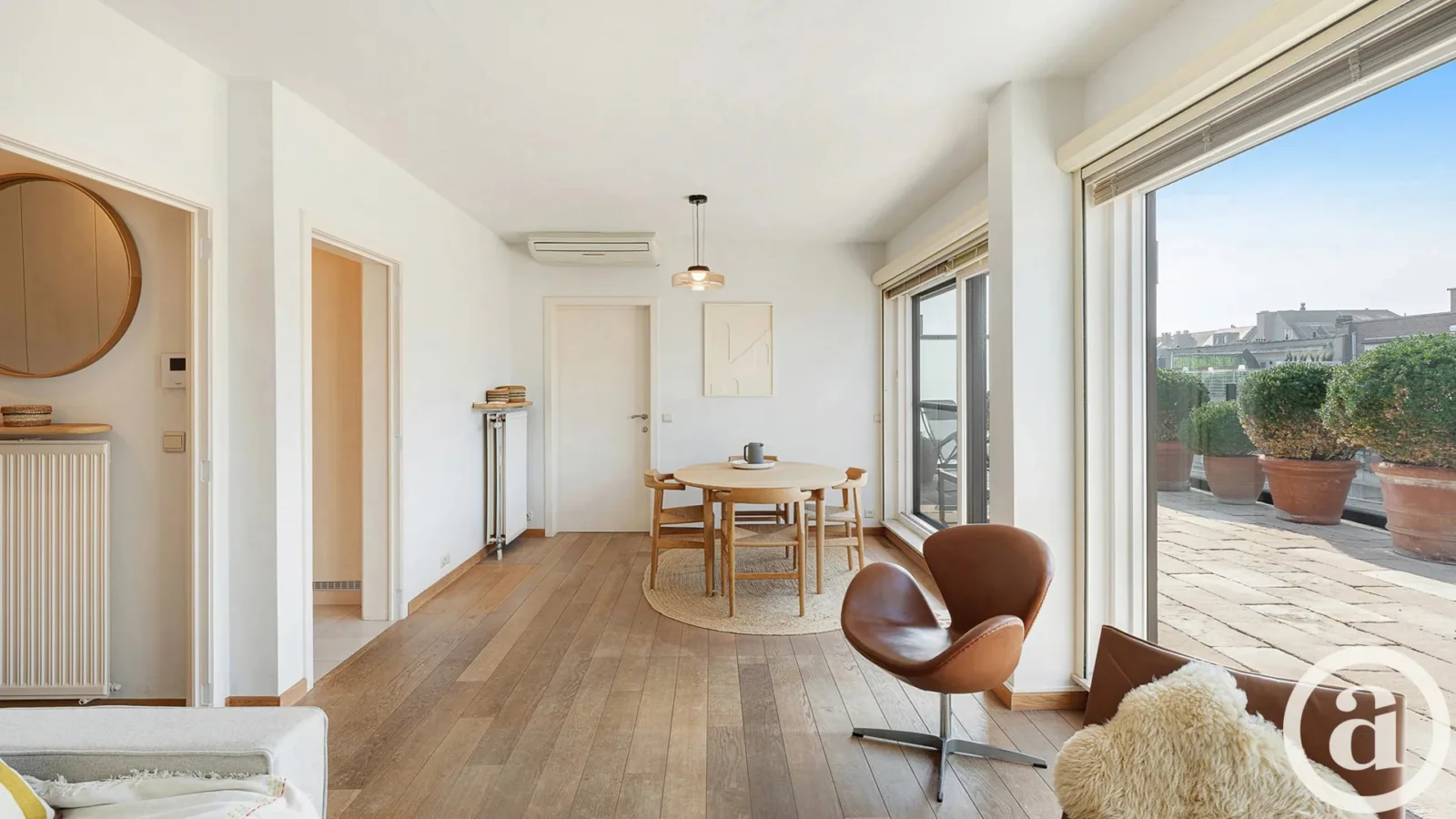 Penthouse appartement met grote zonneterrassen nabij strand