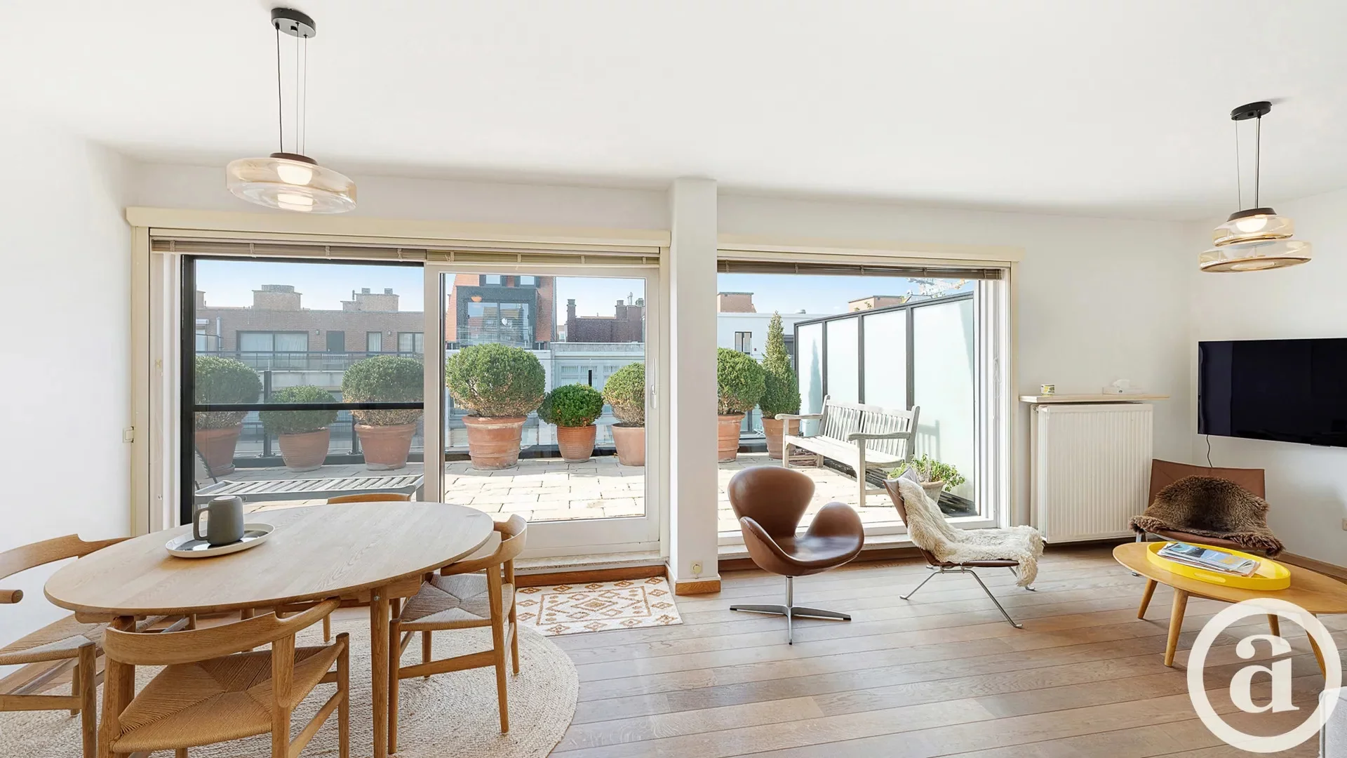 Penthouse appartement met grote zonneterrassen nabij strand