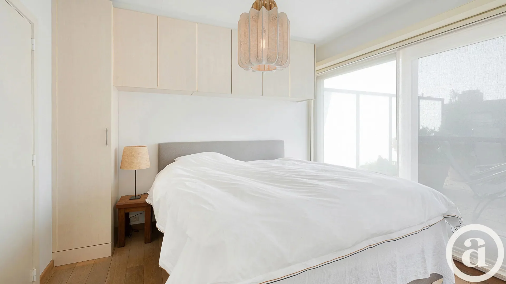 Penthouse appartement met grote zonneterrassen nabij strand