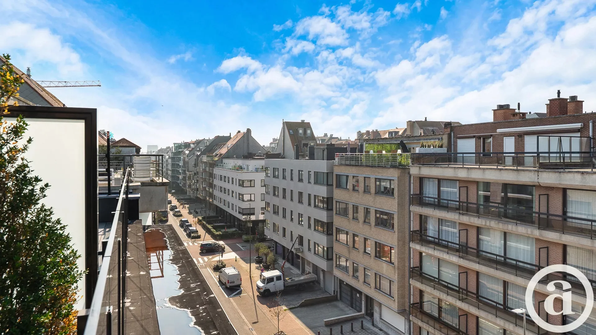 Penthouse appartement met grote zonneterrassen nabij strand