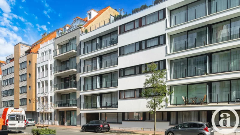Penthouse appartement met grote zonneterrassen nabij strand